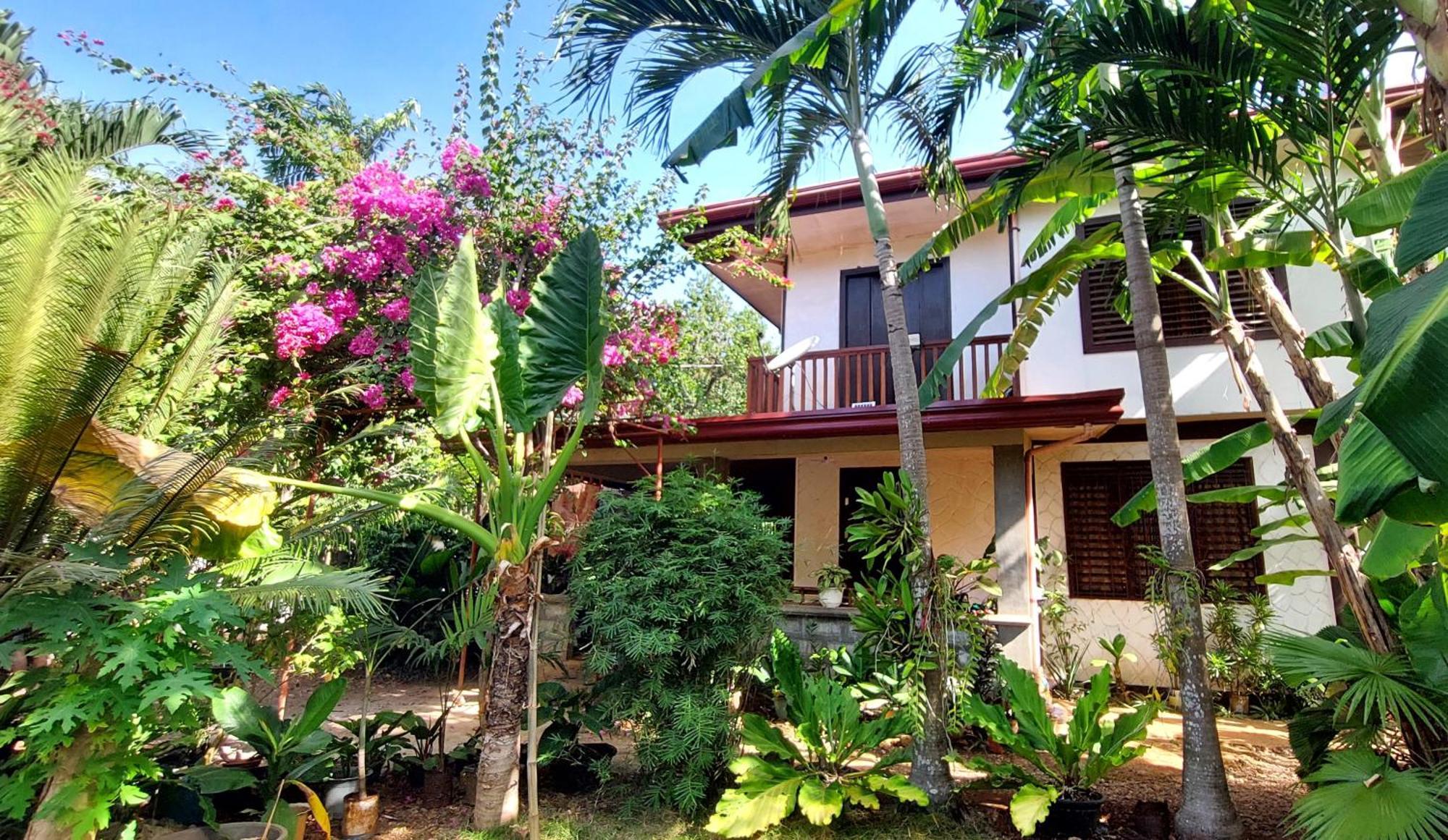 Francia Borjal 3-bedroom, 2 T&b Shared